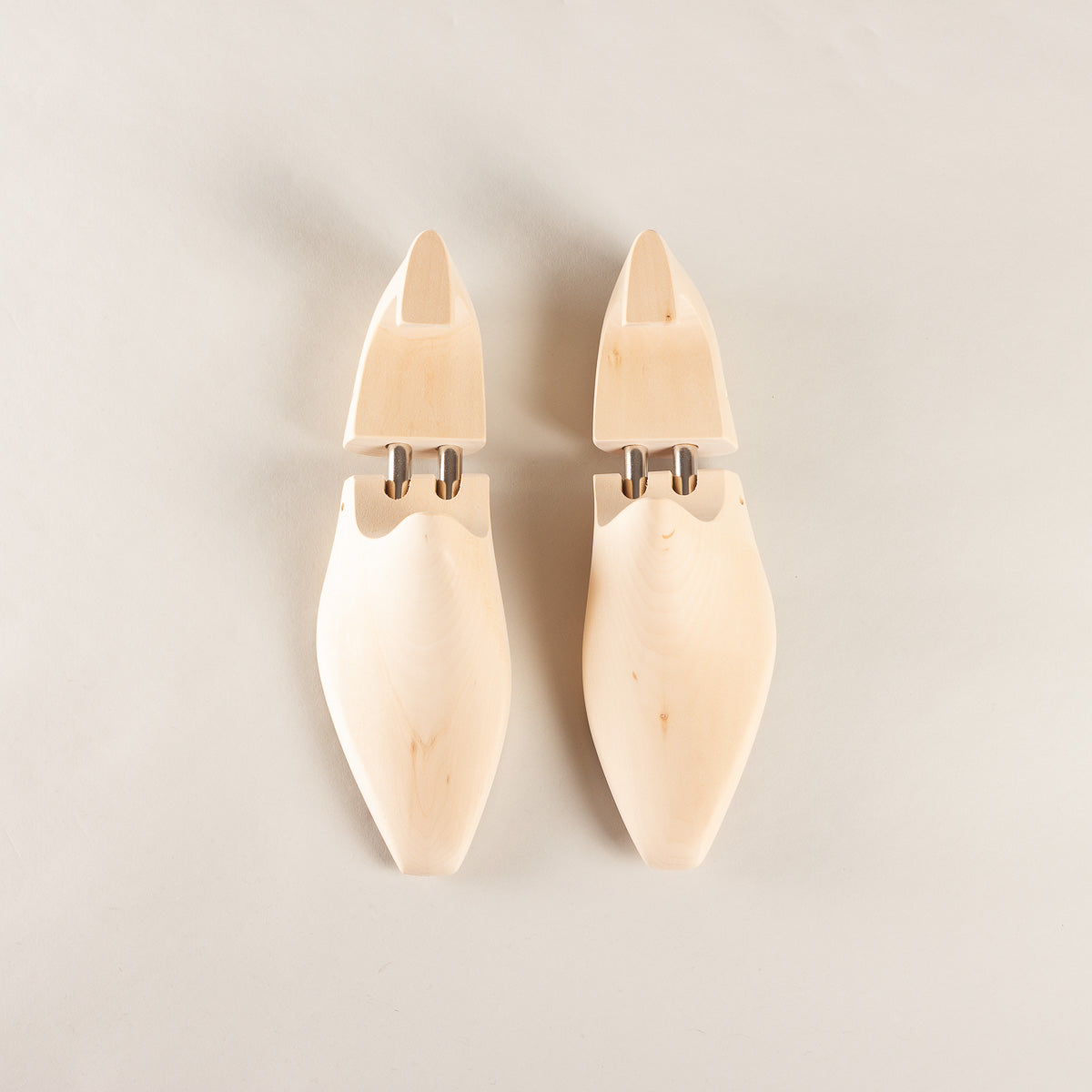 Premium Limewood Shoe Trees, Pair – view 3