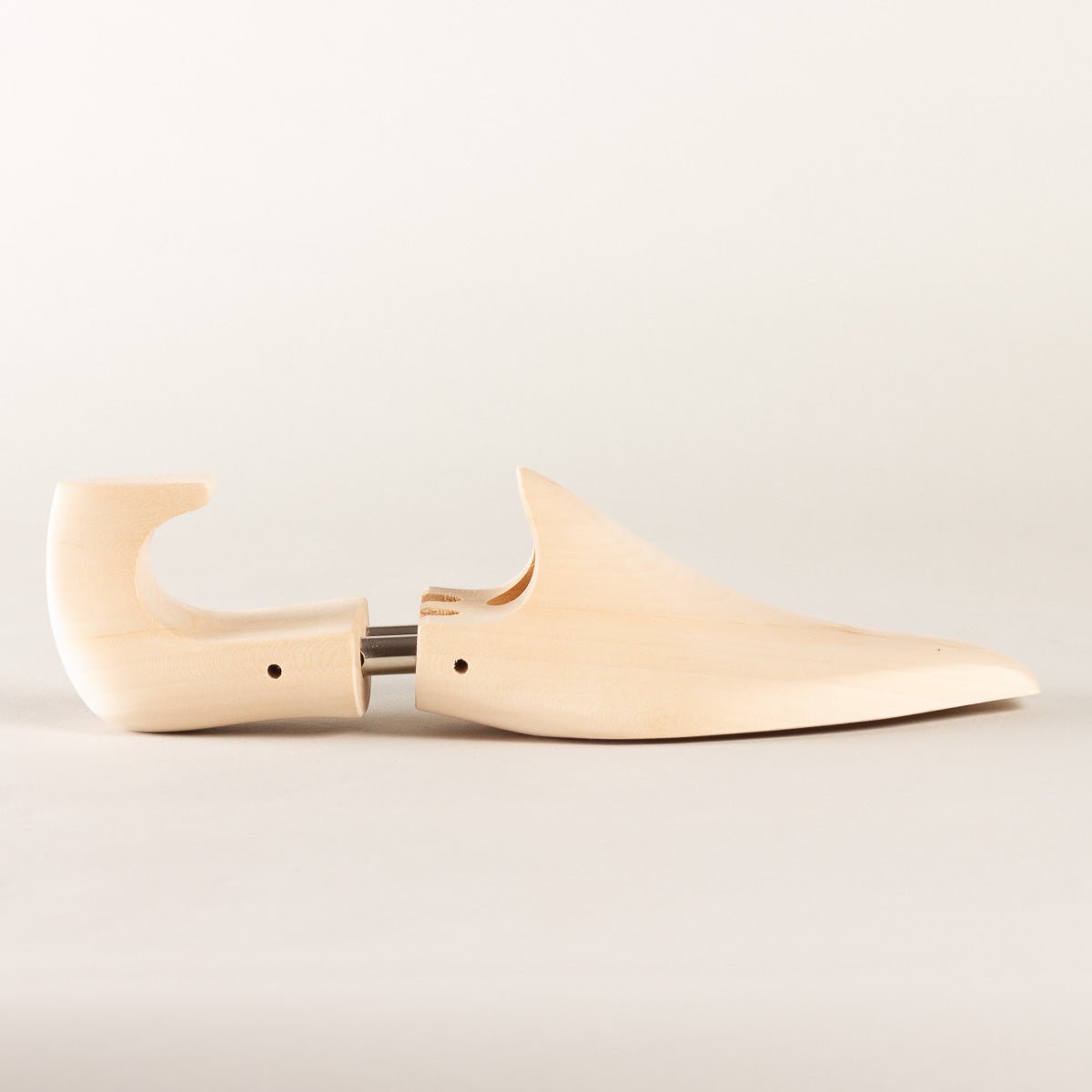 Premium Limewood Shoe Trees, Pair – view 4