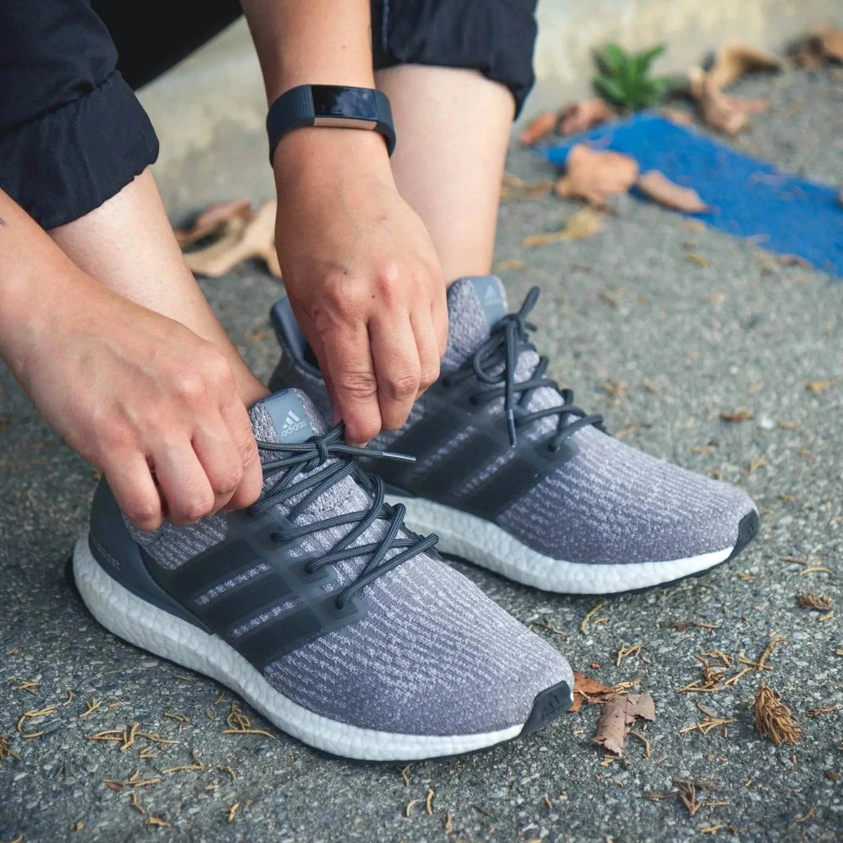 Charcoal Grey Rope Shoe Laces – view 3