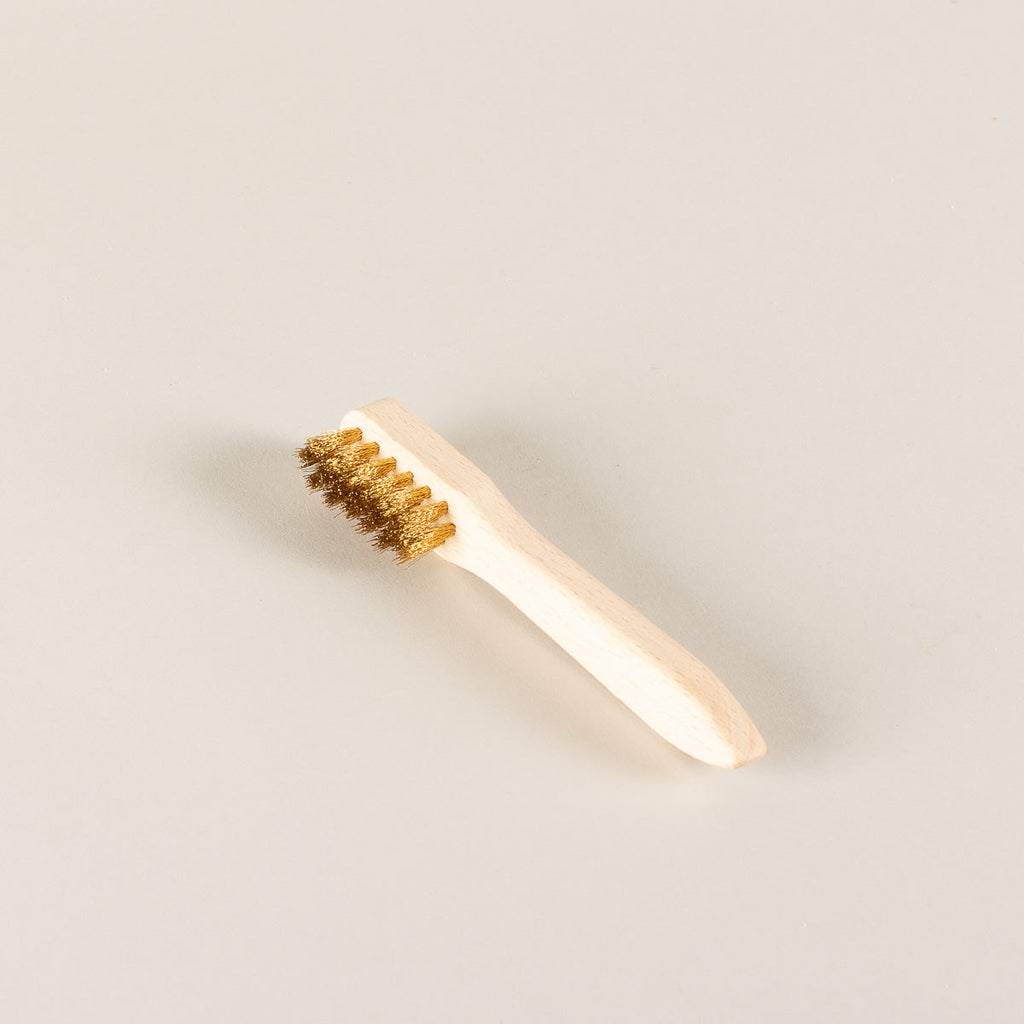 Brass Bristle Suede Brush, Compact – view 2