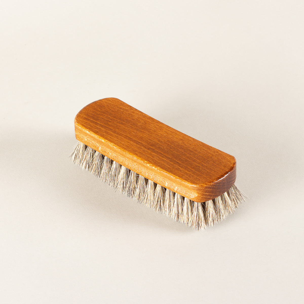 Horsehair Shoe Shine Brush, Beechwood Handle – view 4