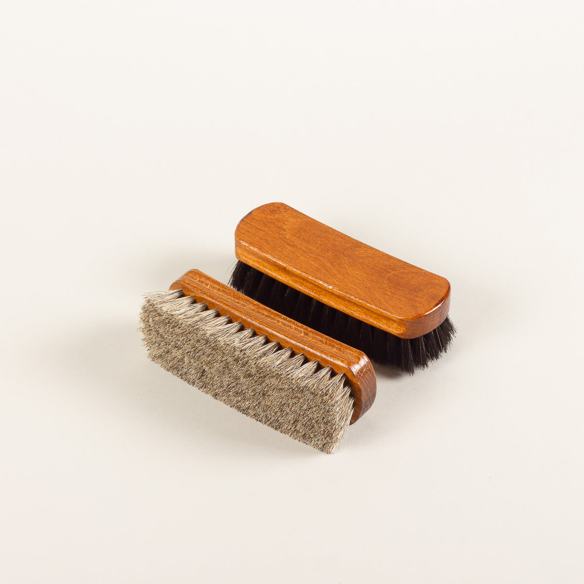 Horsehair Shoe Shine Brush, Beechwood Handle